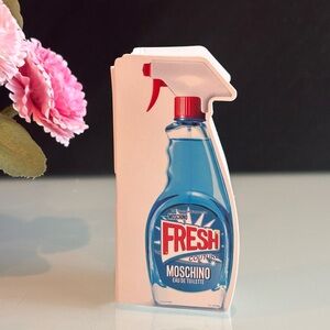 ✨5 for 30✨ Moschino Fresh Perfume